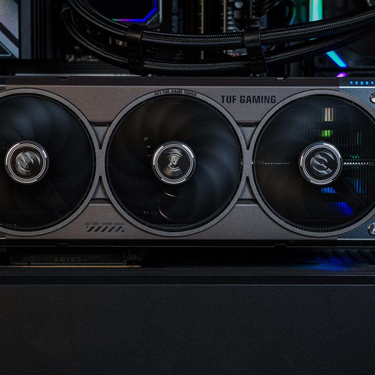 Bespoke Desktop Gaming PC - Ryzen 7 9700X - RTX 5080 - 32GB DDR5 - 1TB SSD - WiFi & Bluetooth - VR Ready