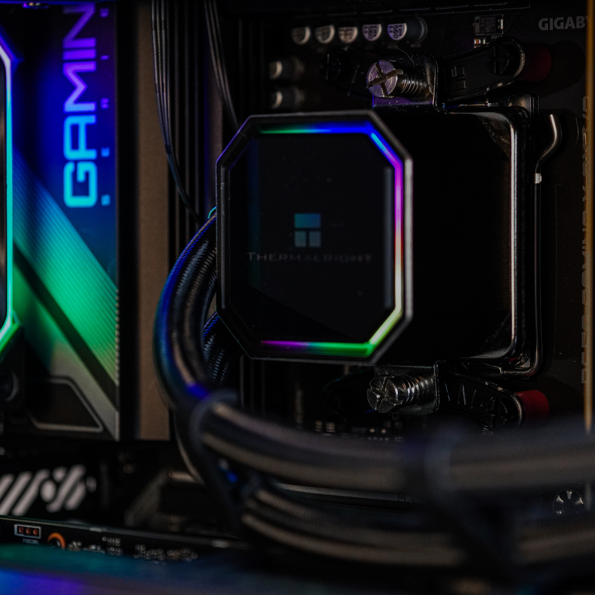 Bespoke Desktop Gaming PC - Ryzen 7 9700X - RTX 5080 - 32GB DDR5 - 1TB SSD - WiFi & Bluetooth - VR Ready