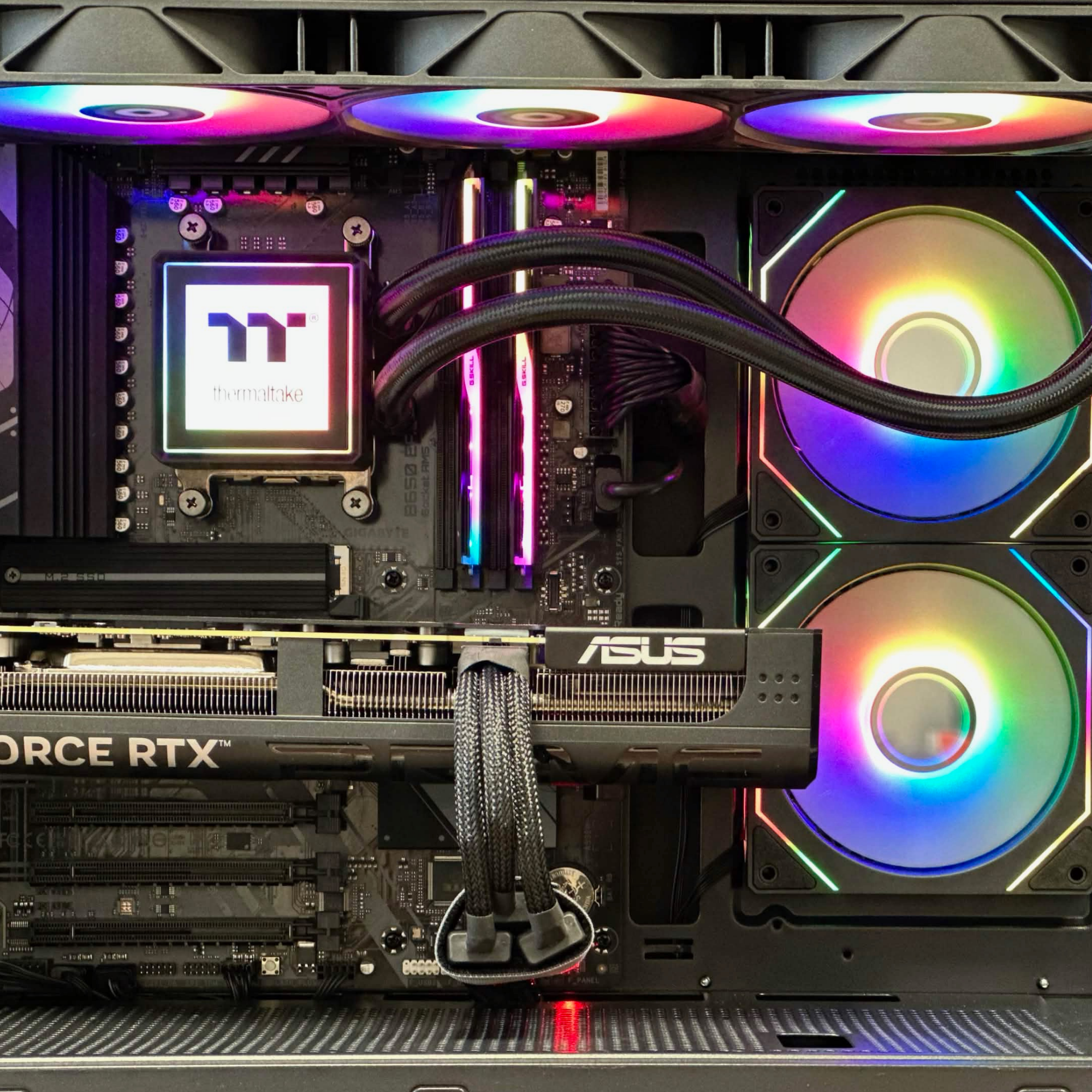 RTX 5080 Gaming PC – AMD Ryzen 7 7800X3D, 32GB DDR5, 2TB SSD, RGB Liquid Cooled Desktop, Win 11 Pro